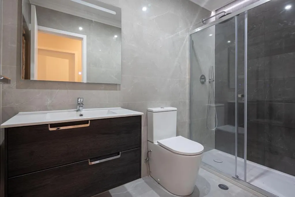 Daire City Center Apt With Elevator Your Office InLisboa